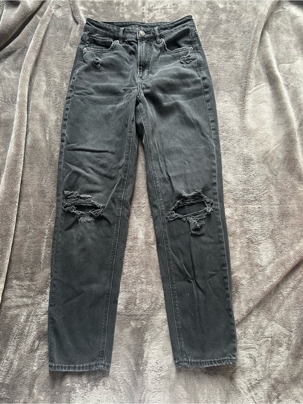 American Eagle Outfitters Black Distressed Boyfriend Jeans